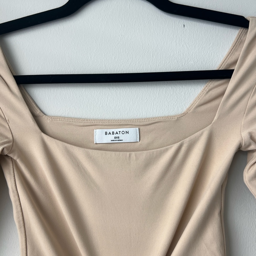 Babaton Contour Squareneck Longsleeve Bodysuit, 2XS, in color Tan